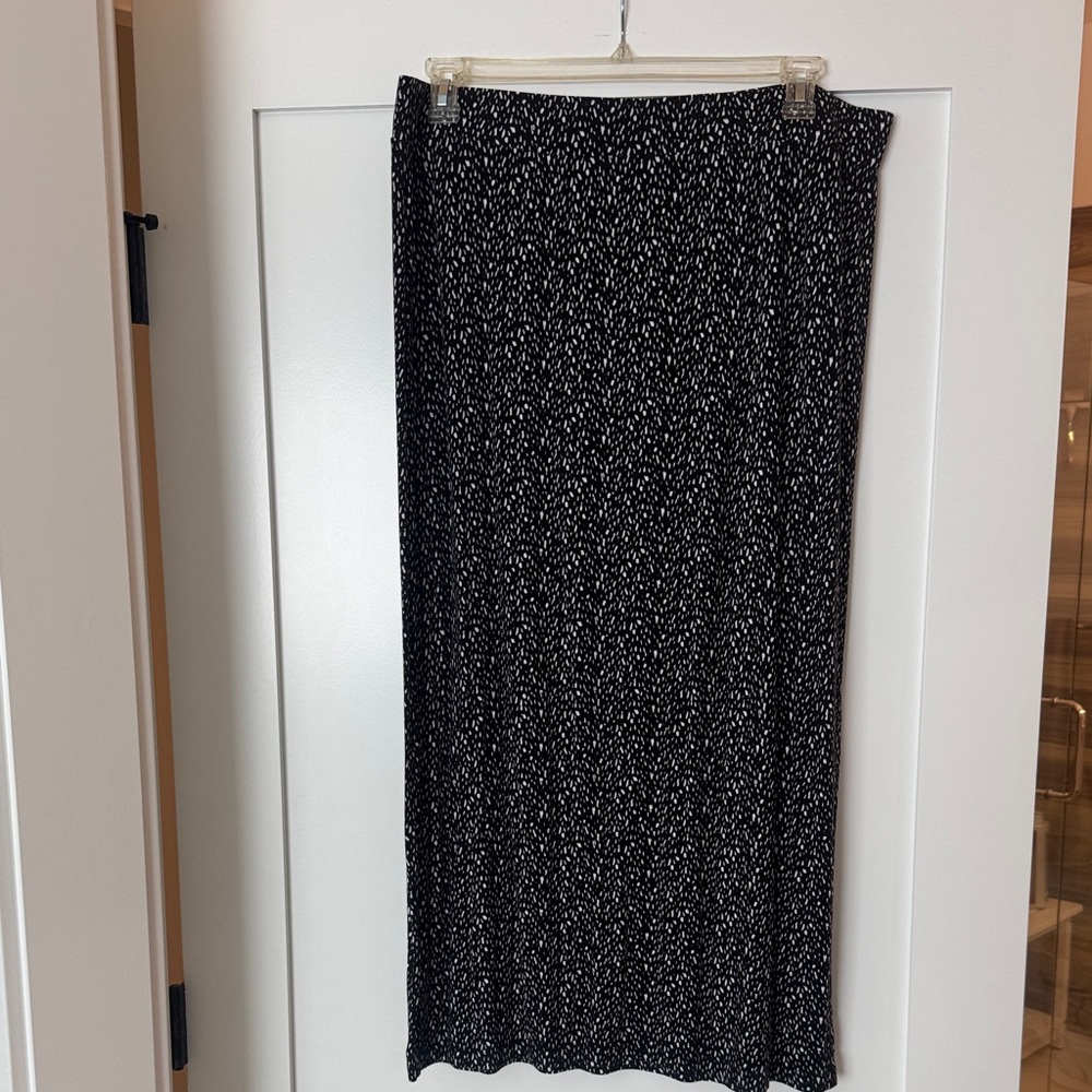 Liz Claiborne Black and White Microprint Maxi Skirt